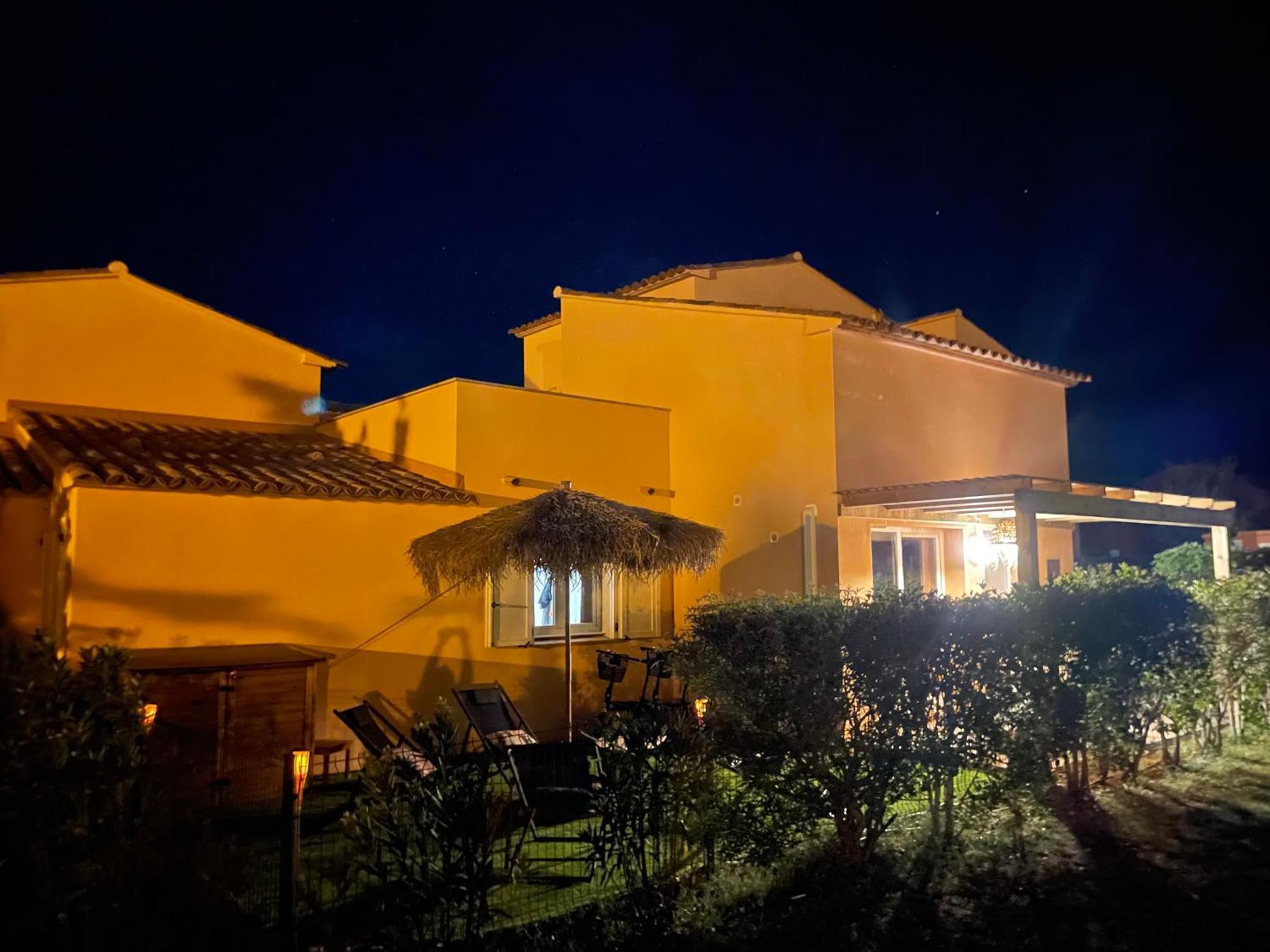 A Casa Di Lo Villa Lecci Exteriör bild